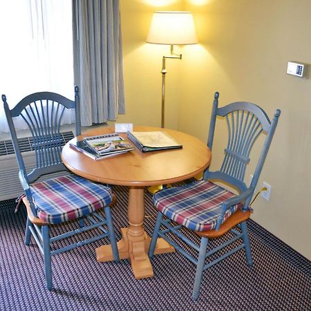 Sebastopol Inn Bagian luar foto