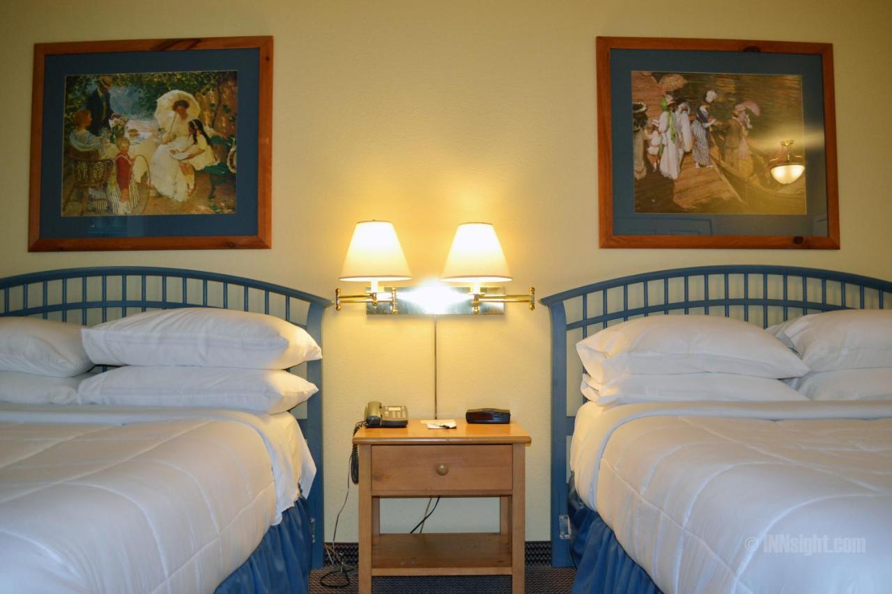 Sebastopol Inn Bagian luar foto