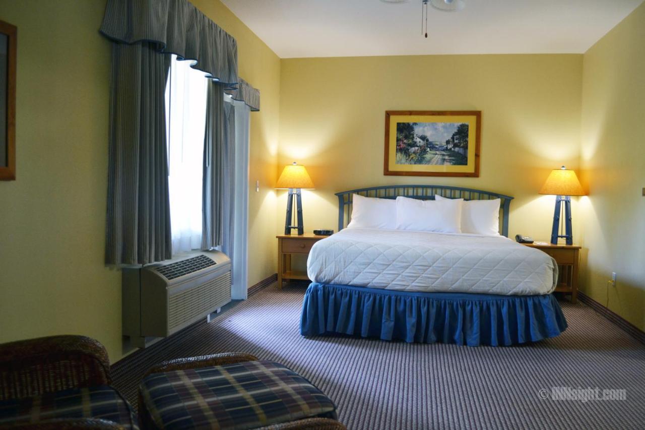 Sebastopol Inn Bagian luar foto